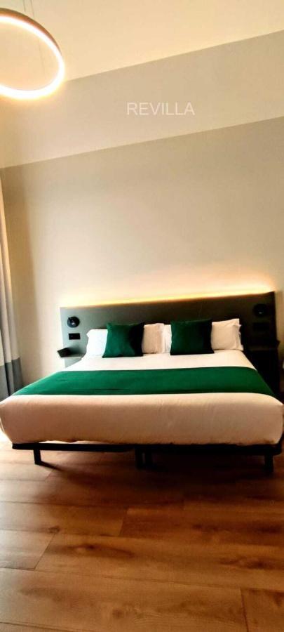 Hostal Anton Martin Madrid Exterior photo
