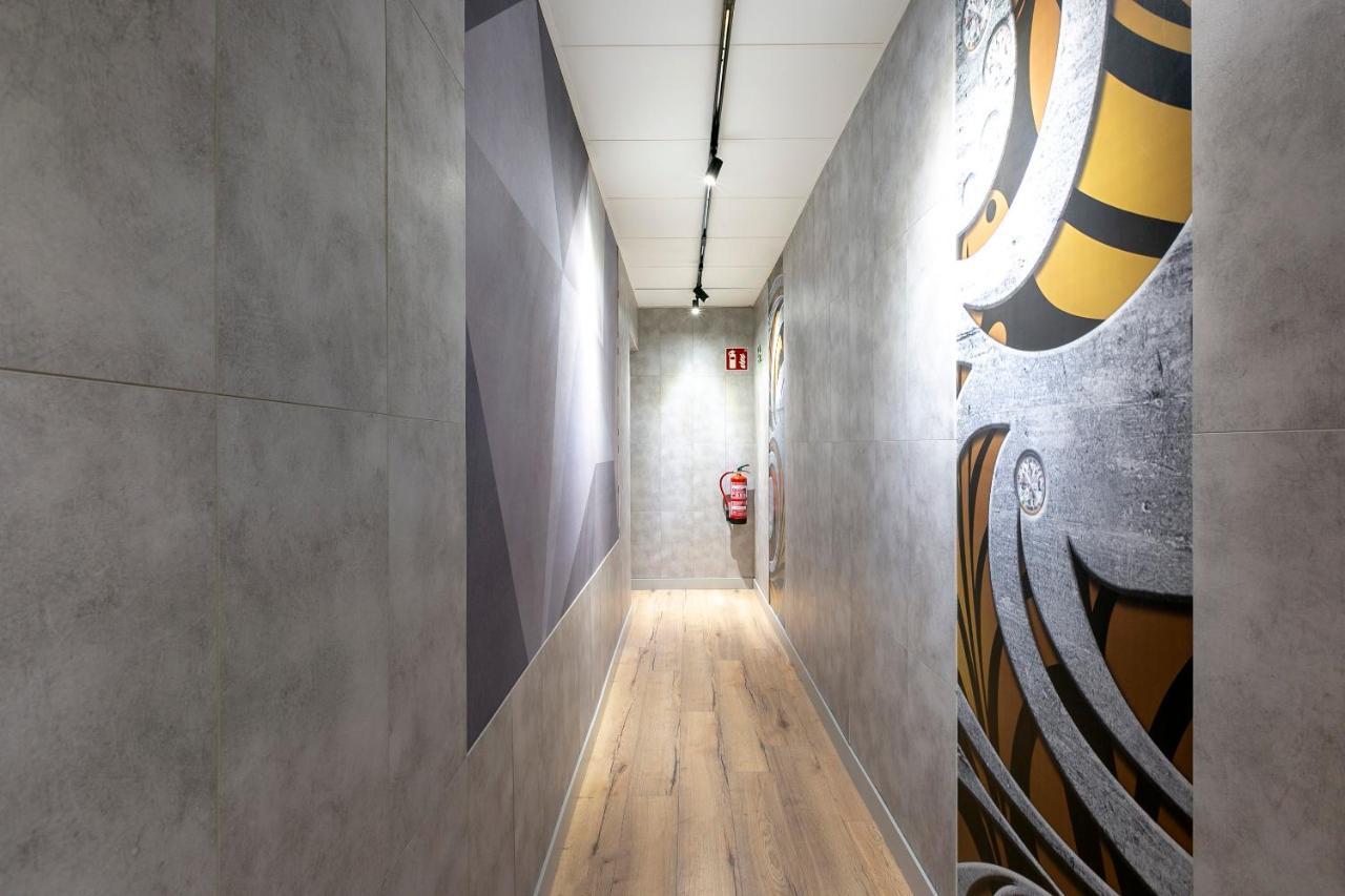 Hostal Anton Martin Madrid Exterior photo